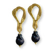 PELTATA BLACK BAROQUE PEARL EARRINGS