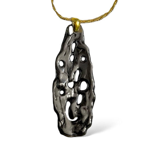 FLUID DROP SILVER PENDANT