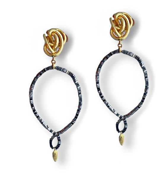 IN-LINE KNOT EARRINGS-ON LINE EXCLUSIVE