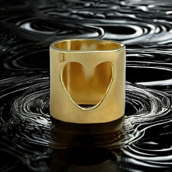 THE LOVE GOLD RING