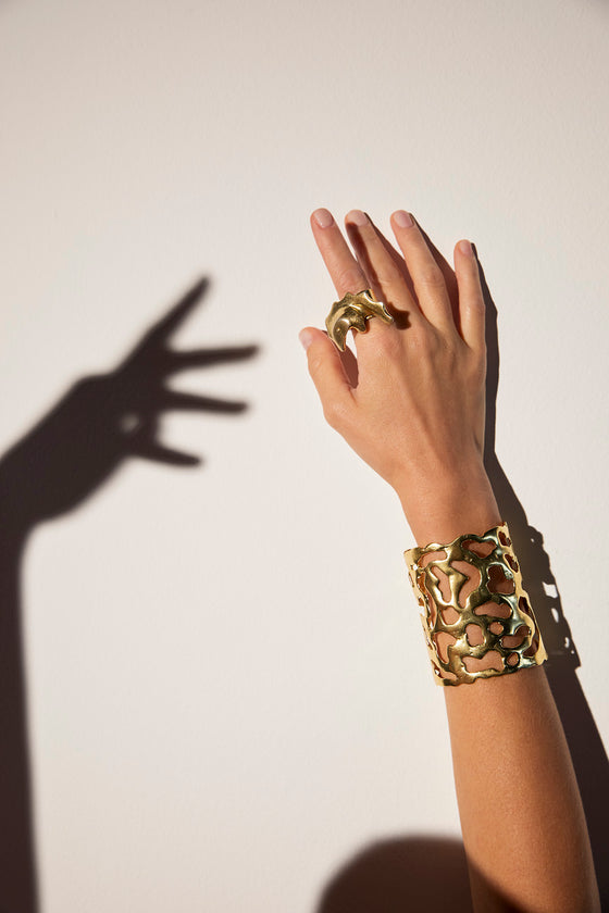 FLUID NATURE XL SCULPTURAL RHODIUM CUFF-BACK IN STOCK